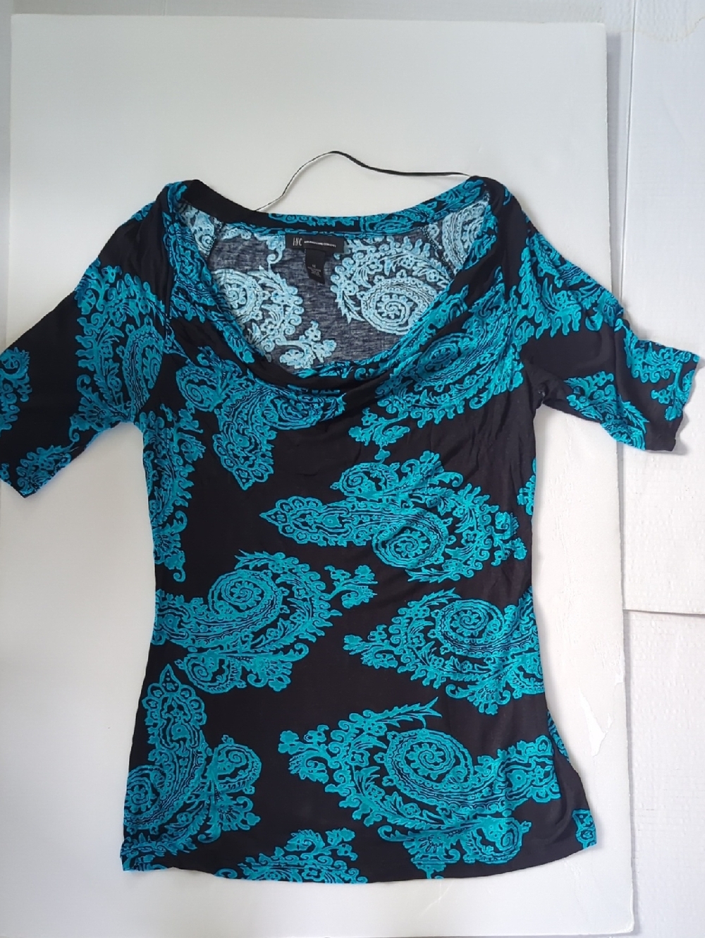 INC International Concepts Black & Teal Paisley Cowl-Neck Top. Size M